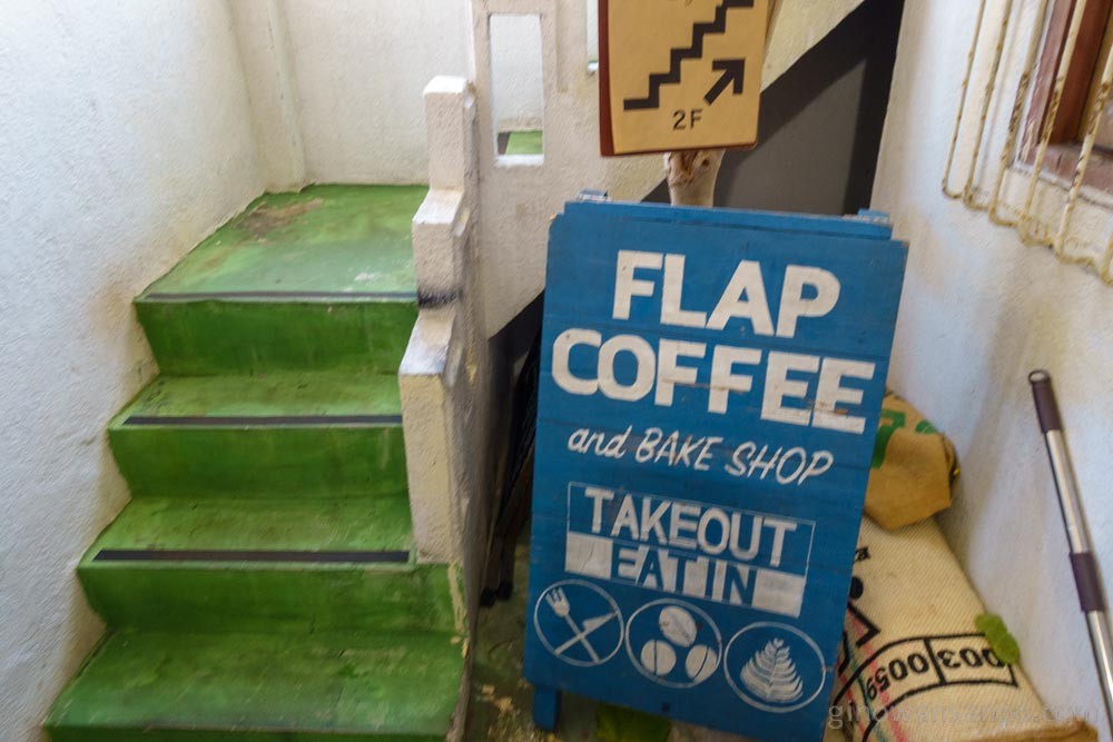 Flap Coffee Roasteria 普天間店　２階