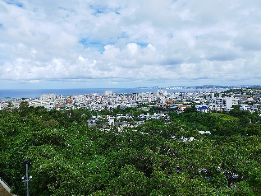 嘉数高台公園　景色